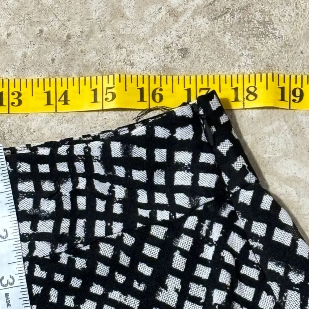 Pendleton Petite Black and White Checkered Skirt Women’s Size 16 Side Zipper